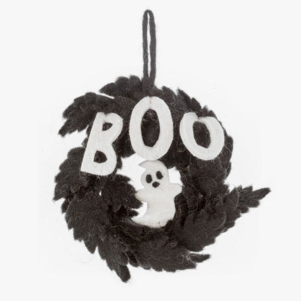 Ghost Halloween Decor, Spooky Ghost Decorations, Halloween Ghost Ornaments, Ghostly Home Decor, Haunted House Decor, Ghost-themed Halloween, Ghostly Halloween Accents, Cute Ghost Decorations, Ghostly Window Decor, Ghost-themed Home Accents, Elegant Ghost Decorations, Ghostly Wreaths, Ghostly Halloween Decor Ideas, Affordable Ghostly Decorations, Unique Ghost Halloween Decor